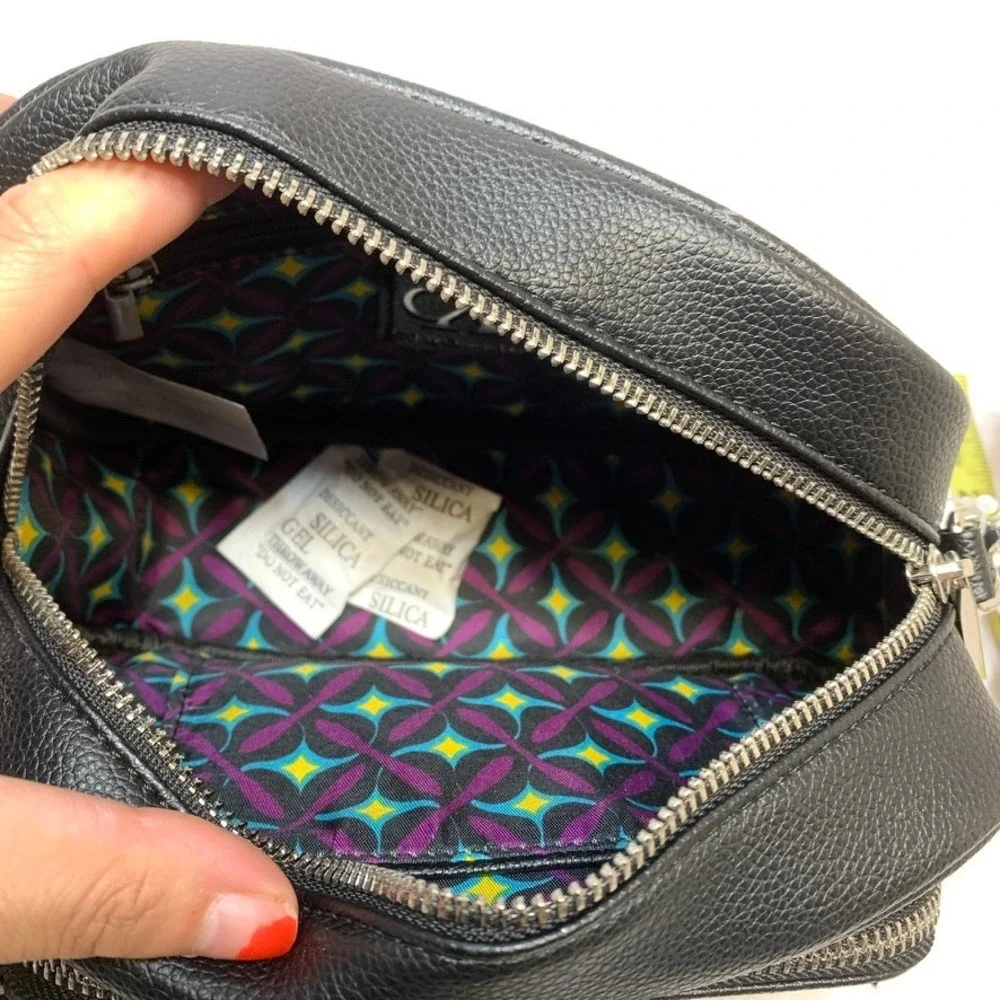 CXL Christian Lacroix Womens Pebble Camera Bag‎ Crossbody Black Detachable Pouch